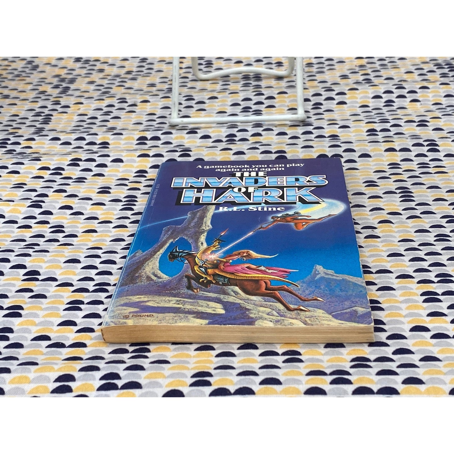 The Invaders Of Hark - R.L. Stine - Cyoa - Gamebook - Vintage Paperback Book - Scholastic Edition