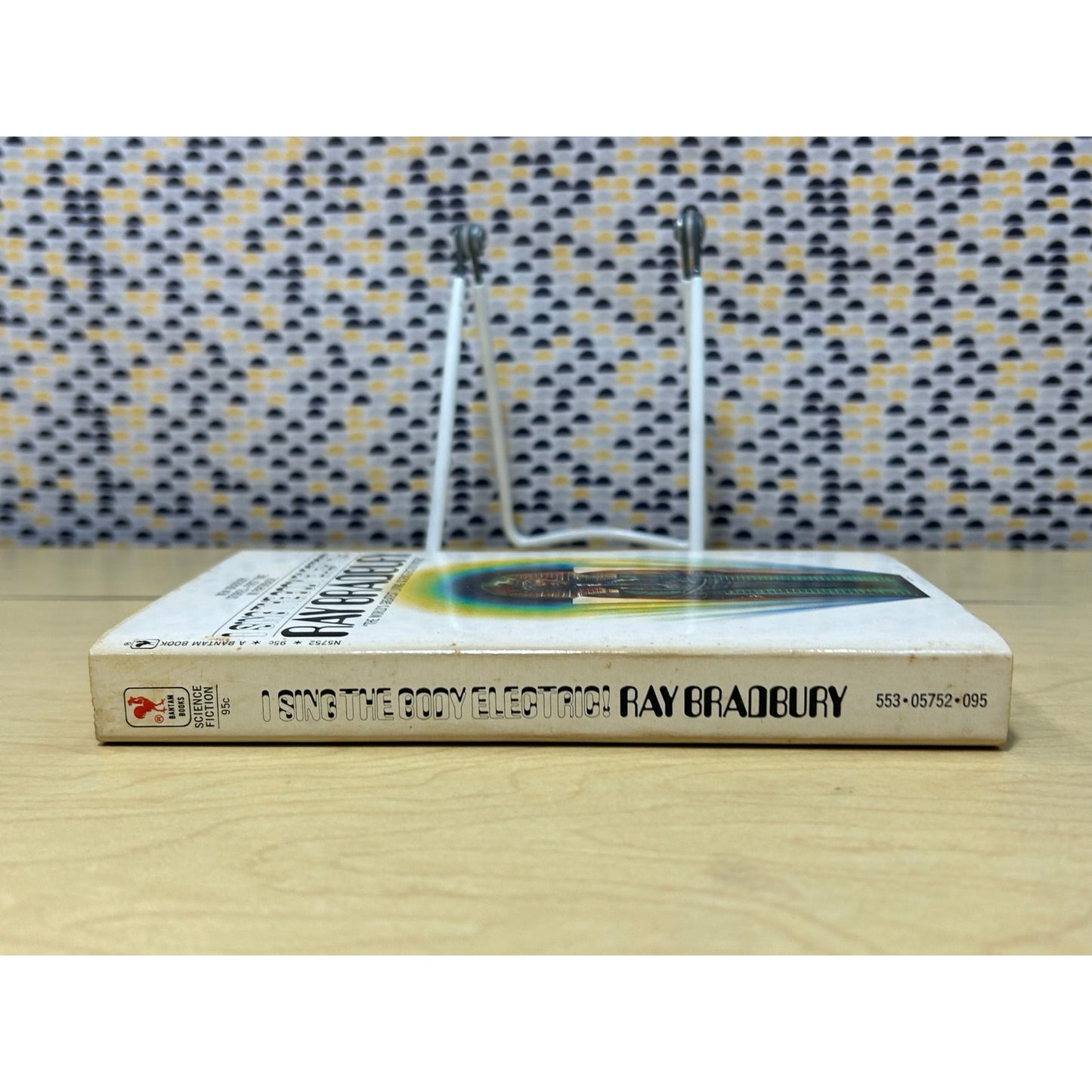 I Sing the Body Electric! - Ray Bradbury - Vintage Paperback Book - Bantam Books
