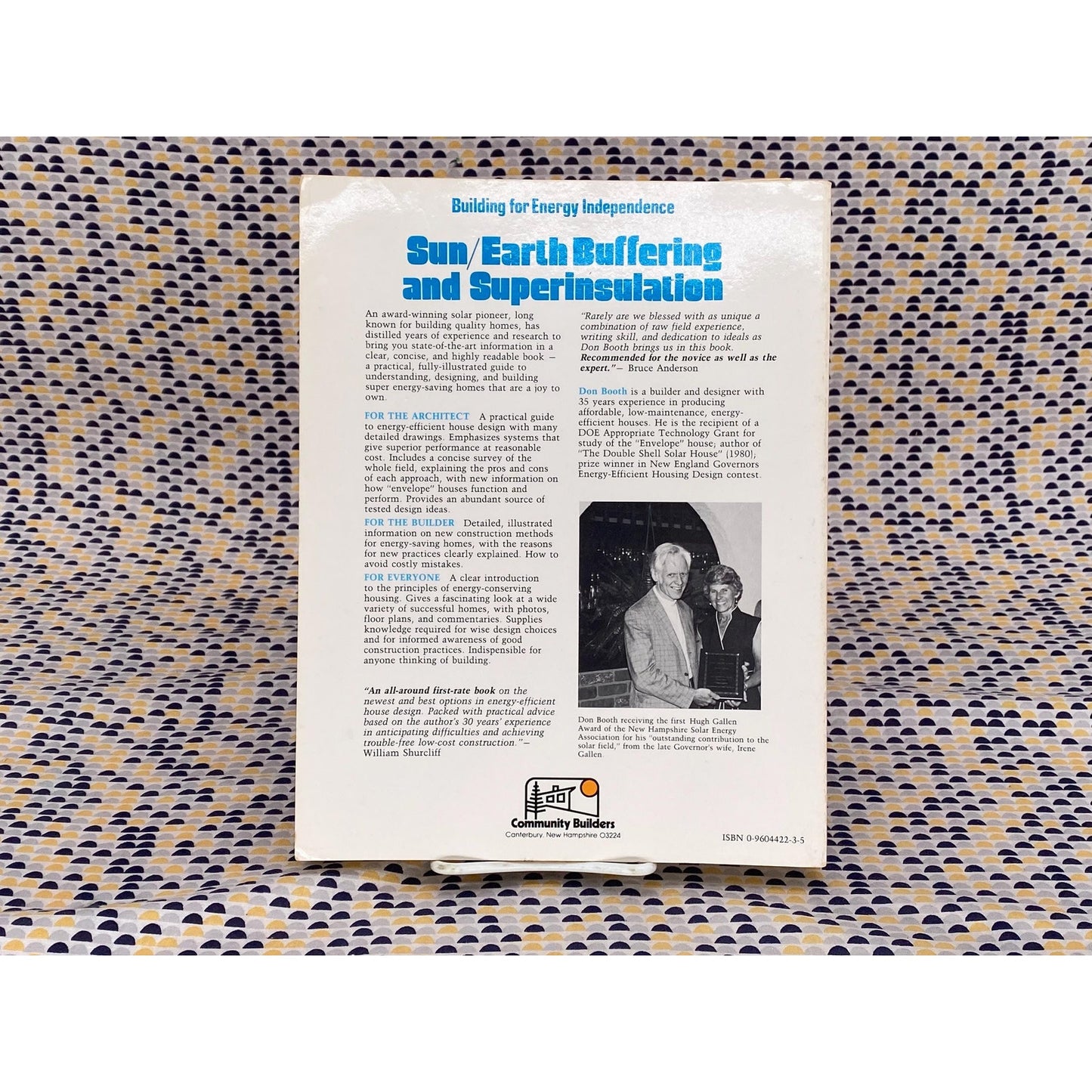 Sun/Earth Buffering And Superinsulation - Don Booth - Vintage Paperback Book - Community Builders Edition