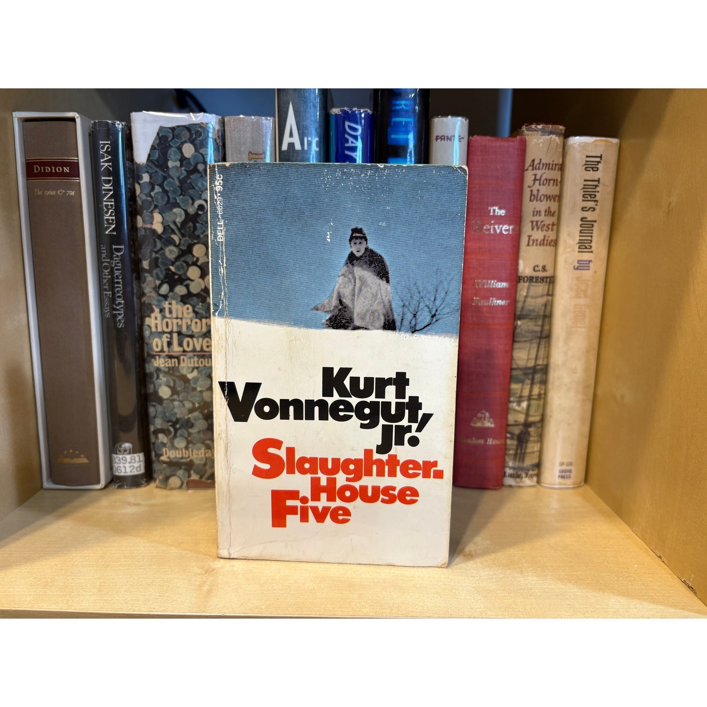 Slaughterhouse Five - Kurt Vonnegut Jr. - Vintage Paperback - Dell Edition