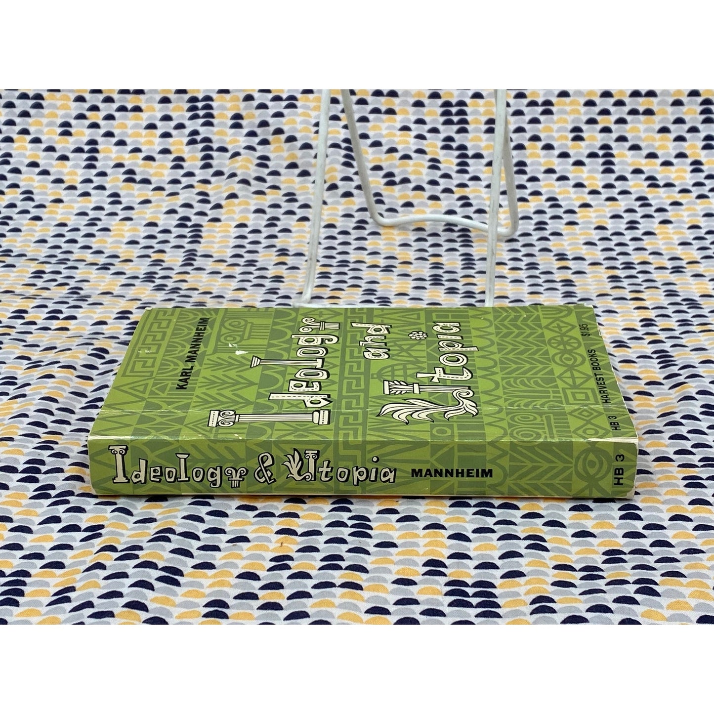 Ideology and Utopia - Karl Mannheim - Vintage Paperback Book - Harvest Edition