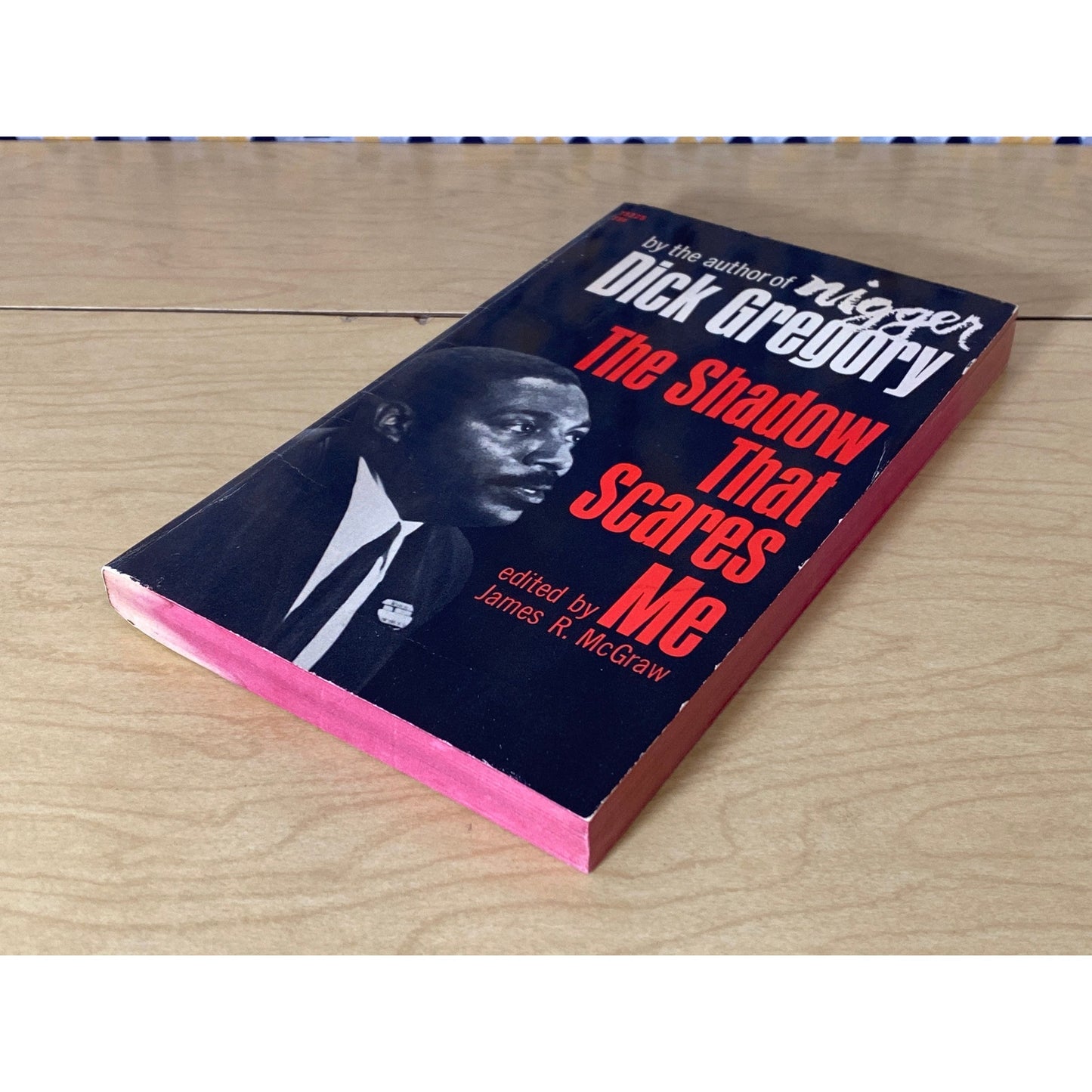 The Shadow That Scares Me - Dick Gregory - Vintage Paperback Book - 75 cent Pocket Books Edition