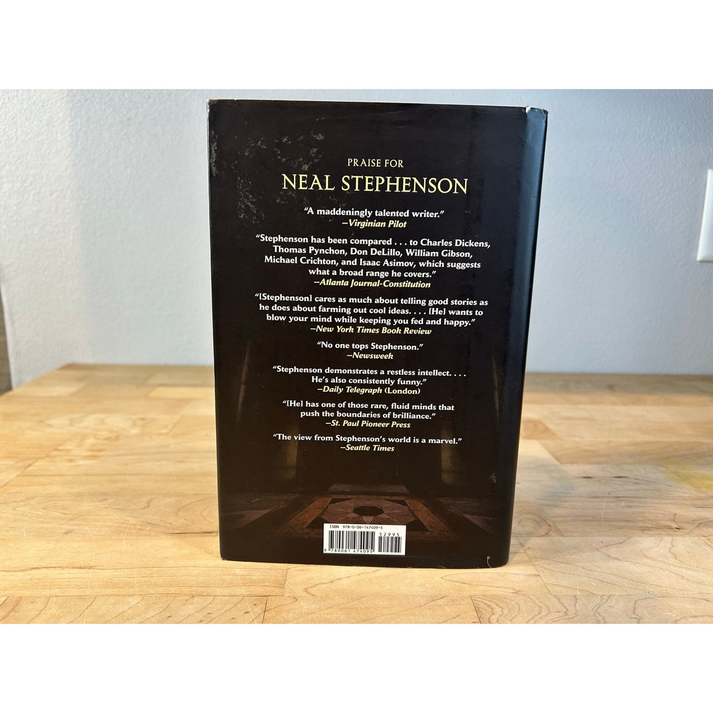 Anathem - Neal Stephenson - William Morrow- 1st Edition, 1st Print