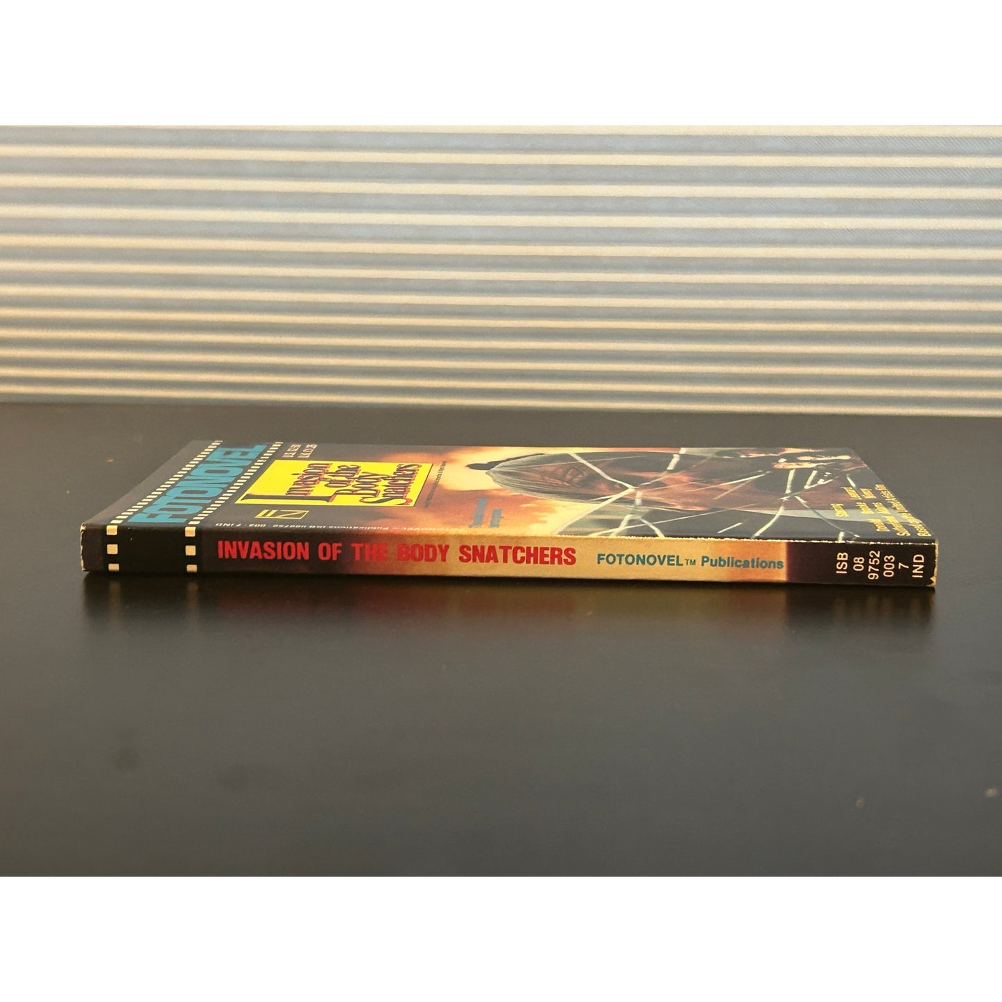 Invasion of the Body Snatchers - Fotonovel - Vintage Paperback Book