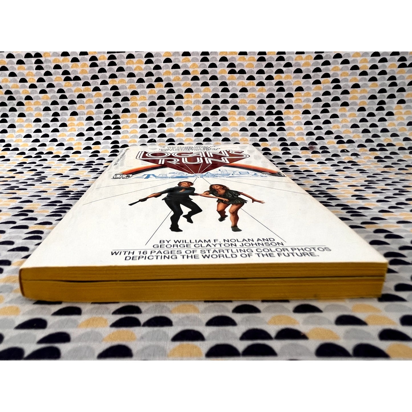 Logan's Run - William F Nolan and George Clayton Johnson - Bantam Books