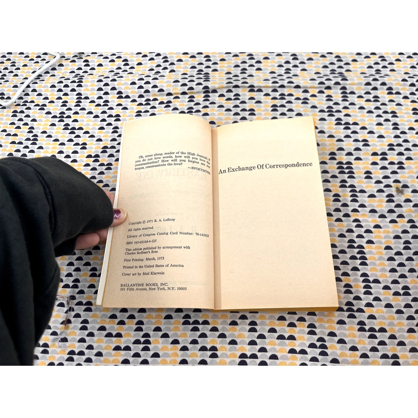 Arrive at Easterwine - R. A. Lafferty - Ballantine Books - Paperback