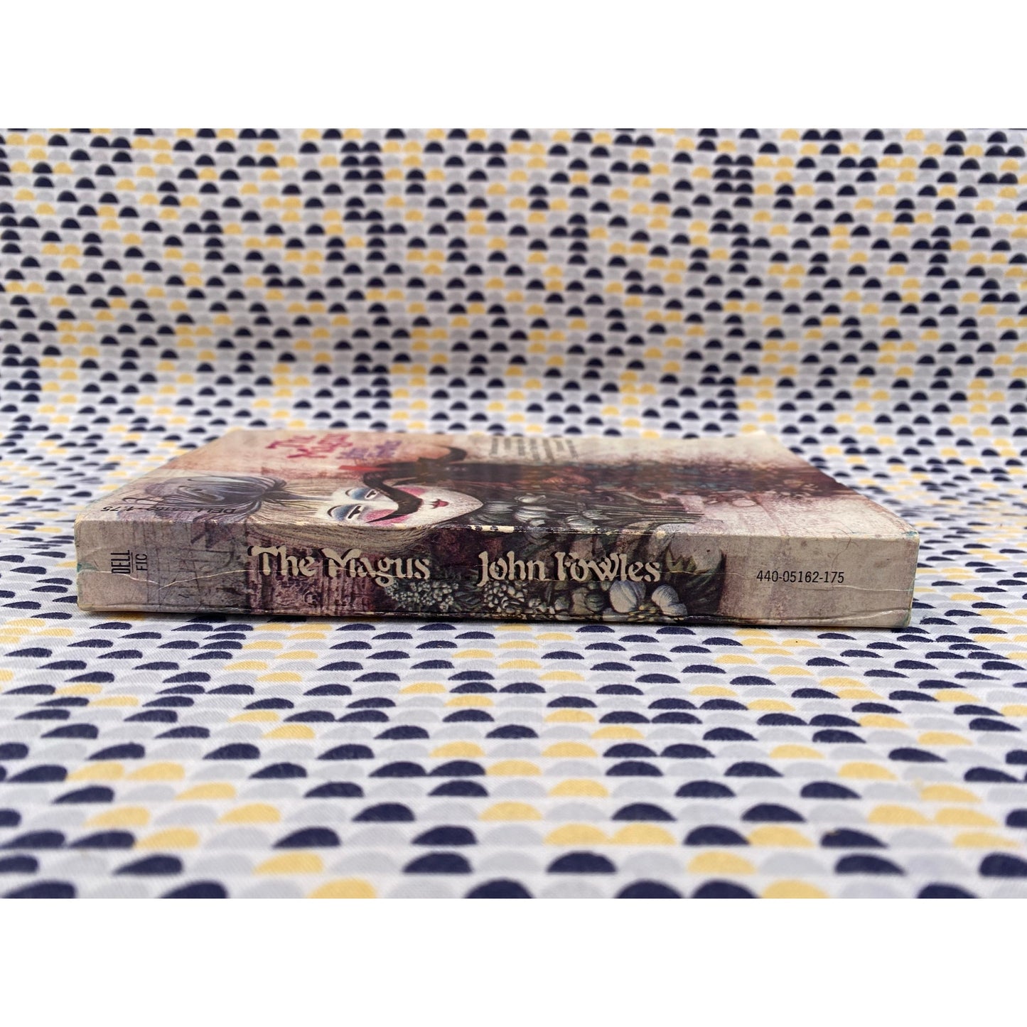 The Magus - John Fowles - Dell Edition - Paperback