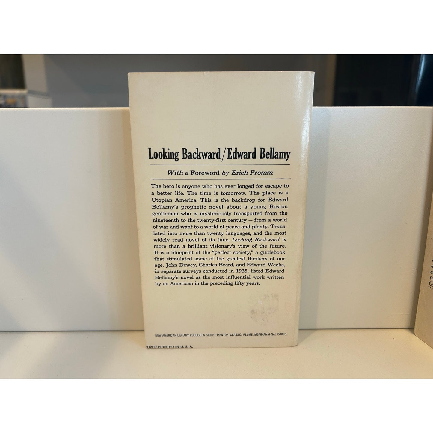 Looking Backward - Edward Bellamy - Signet Classics Edition