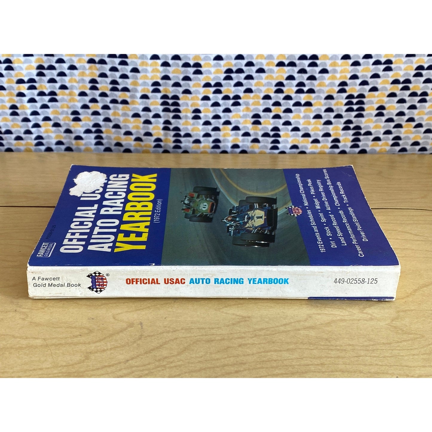 1972 Official USA Auto Racing Yearbook - Vintage Paperback Book - Fawcett Gold Medal Edition