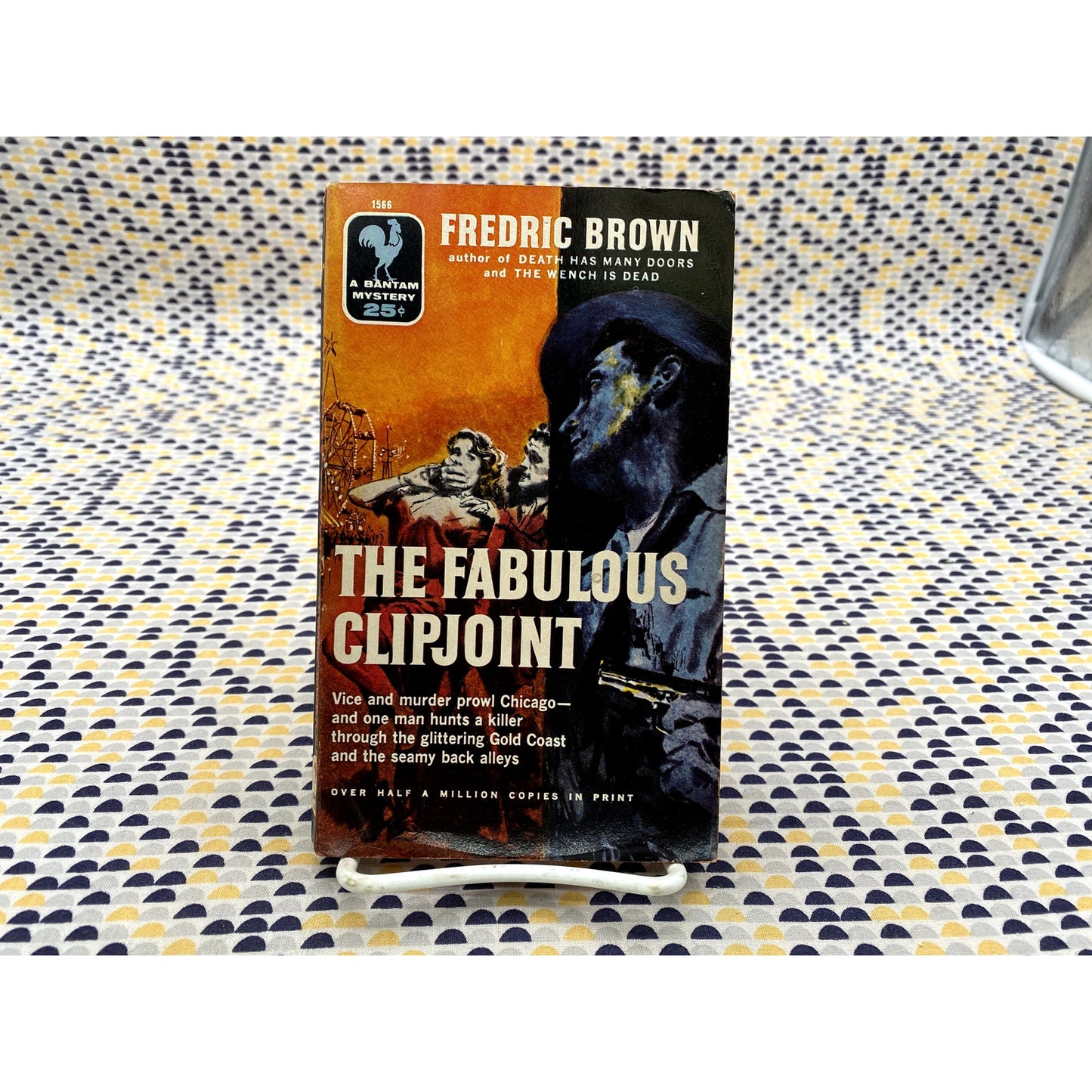 The Fabulous Clipjoint - Fredric Brown - Bantam - Paperback
