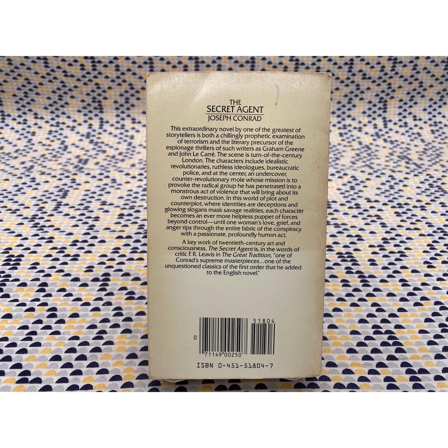 The Secret Agent - Joseph Conrad - Vintage Paperback Book - Signet Classics Edition