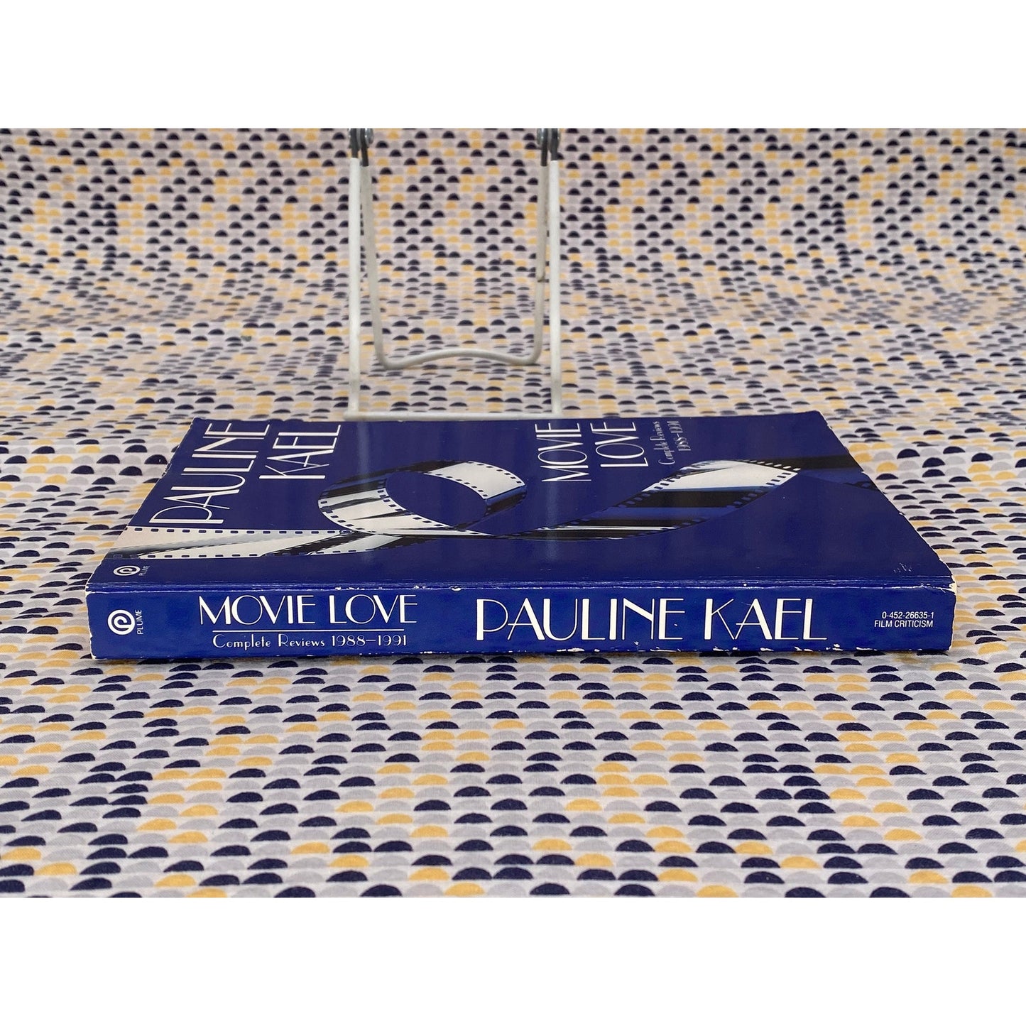 Movie Love: Complete Reviews 1988-1991 - Pauline Kael - Plume/Penguin Edition
