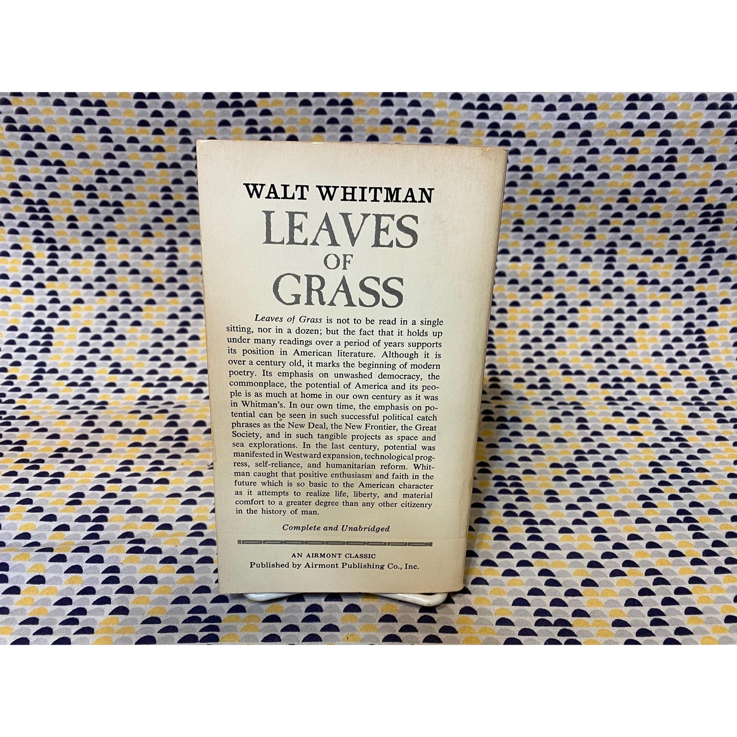 Leaves of Grass - Walt Whitman - Vintage Paperback Book - Airmont Edition