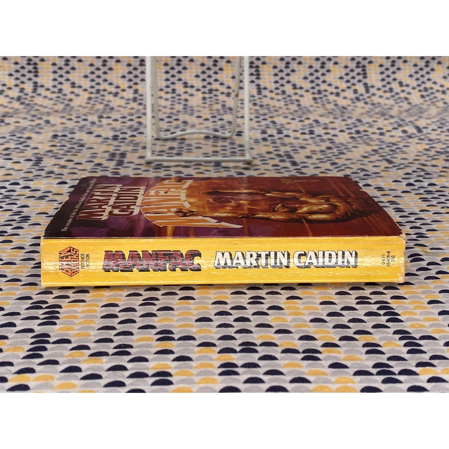 Manfac - Martin Caidin - Vintage Paperback Book - Baen Books Edition