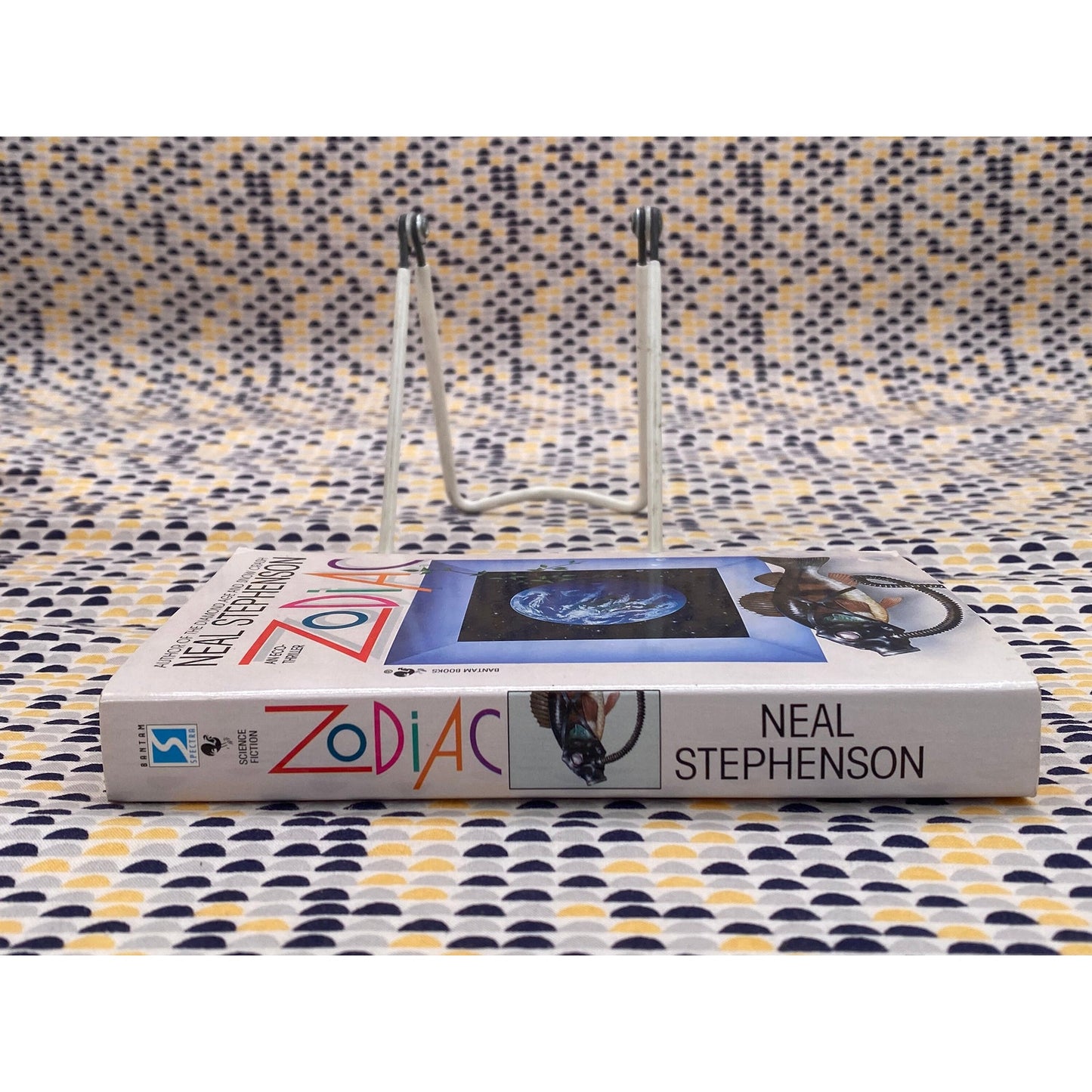 Zodiac - Neal Stephenson - Vintage Paperback - Bantam Books