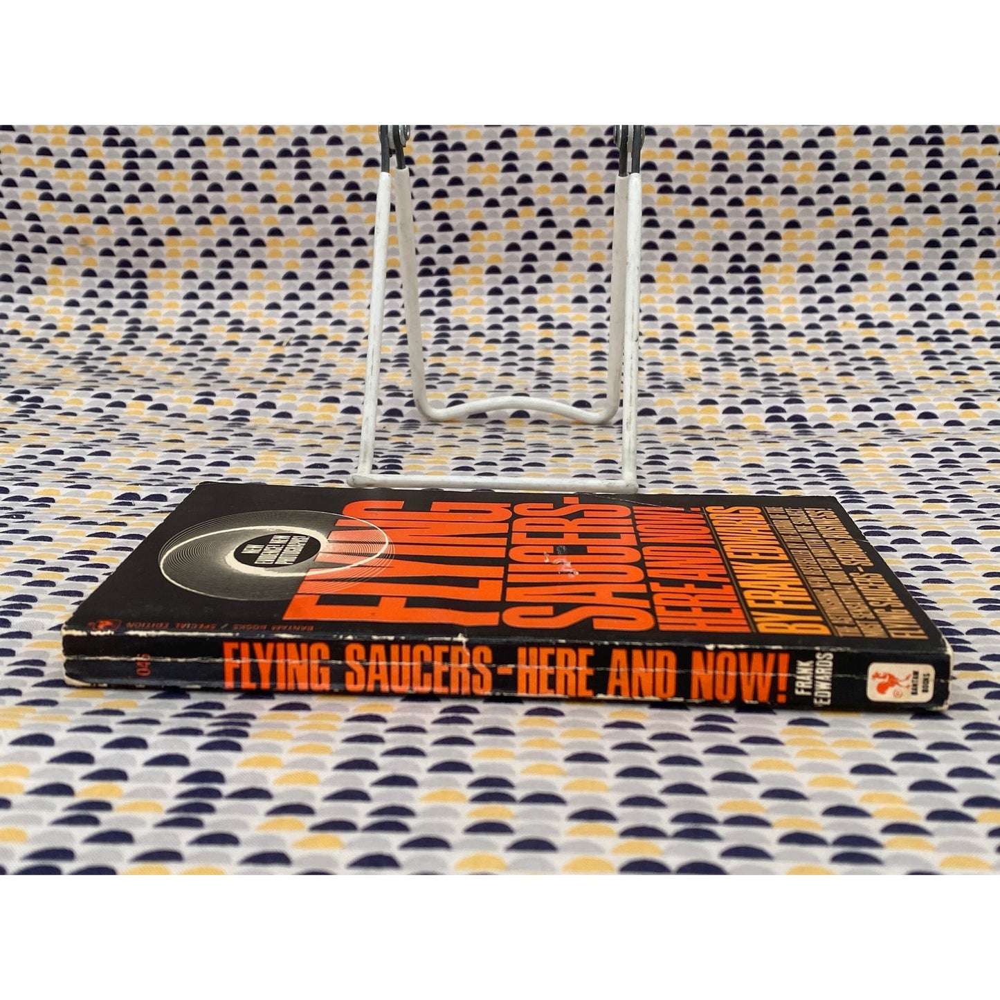 Flying Saucers - Here and Now! - Frank Edwards - Vintage Paperback Book - Bantam Books Edition