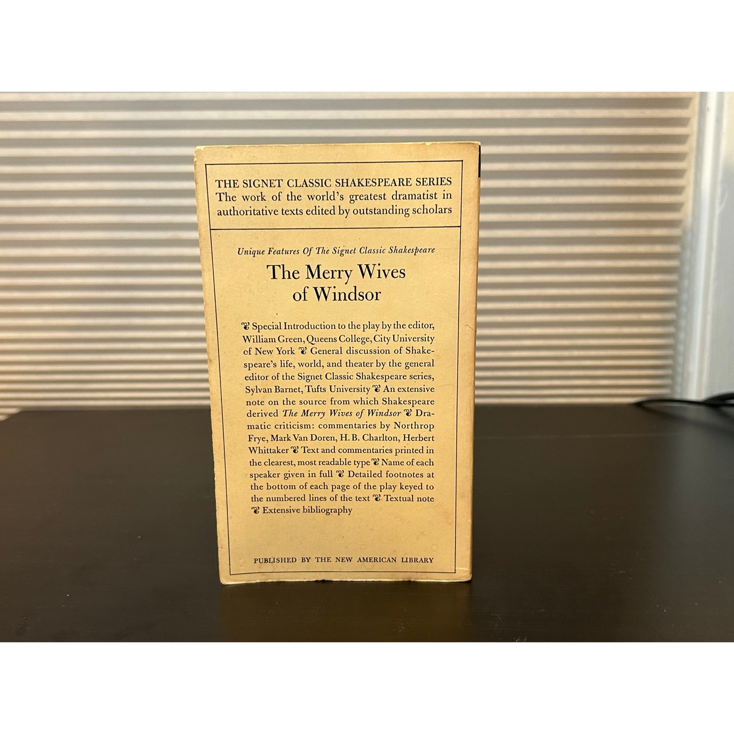 The Merry Wives of Windsor - William Shakespeare - Vintage Paperback - Signet Edition