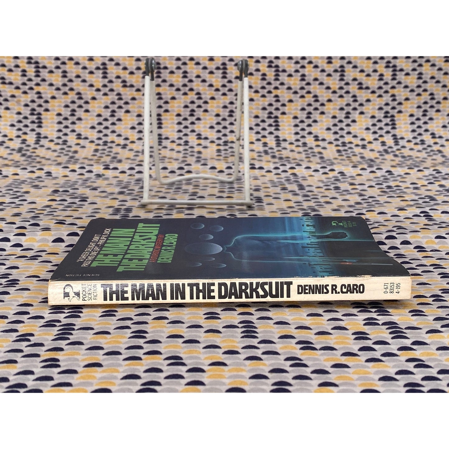 The Man In The Darksuit - Dennis R. Caro - Vintage Paperback - Pocket Edition