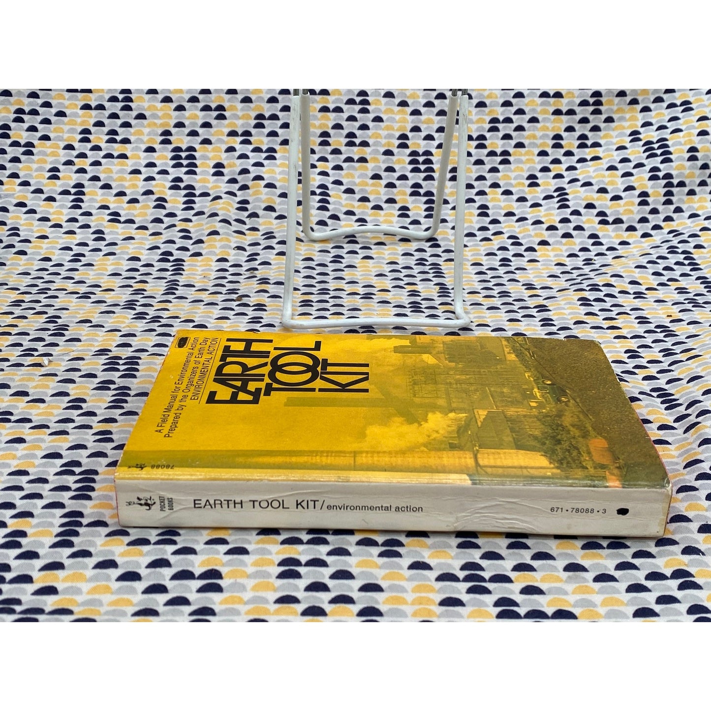 Earth Tool Kit - A Field Manual for Environmental Action - National Staff for Environmental Action - Vintage Paperback Book - Pocket Edition