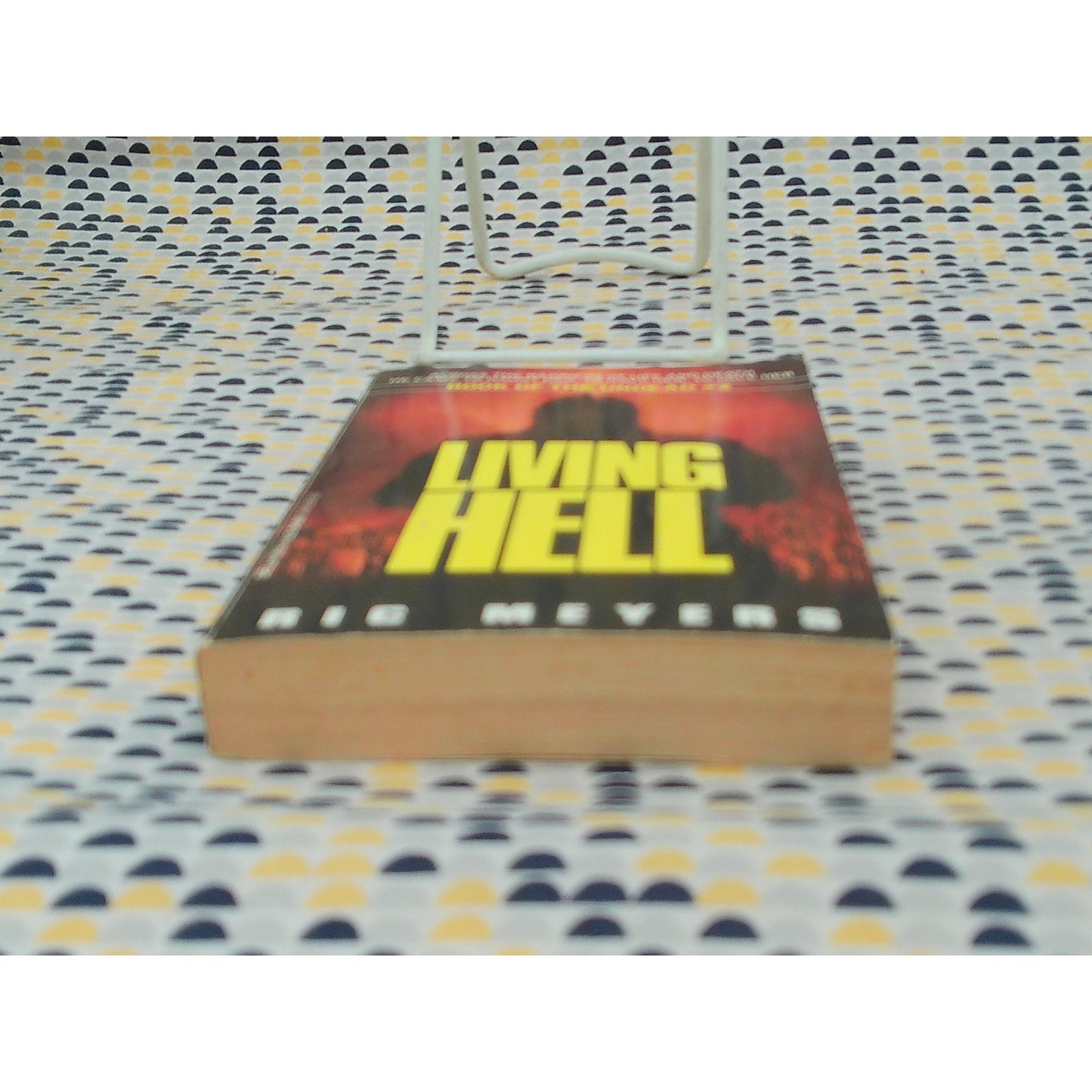 Living Hell - Book of the Undead #2 - Ric Meyers - Dell Edition