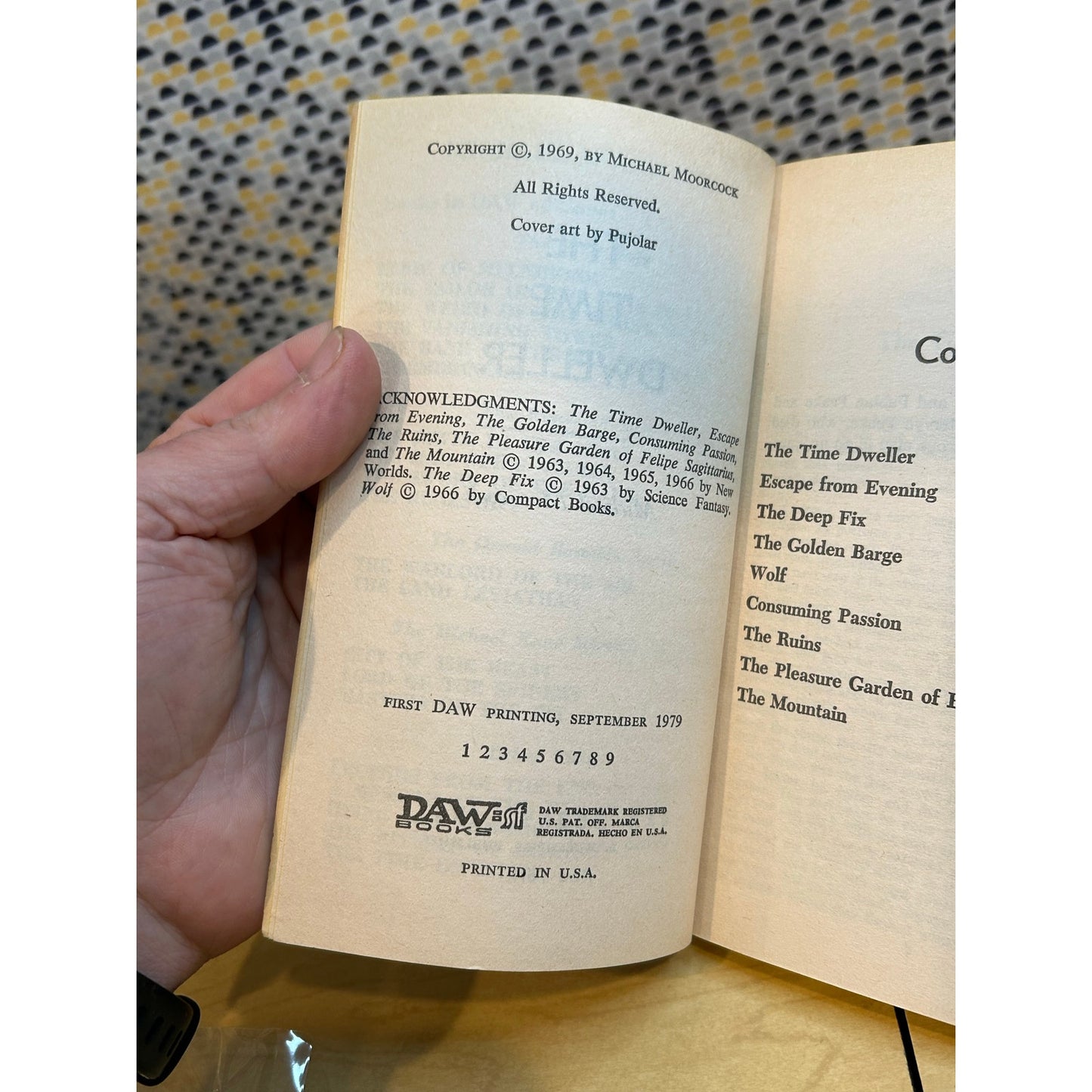 The Time Dweller - Michael Moorcock - Vintage Paperback Book - Daw No. 355