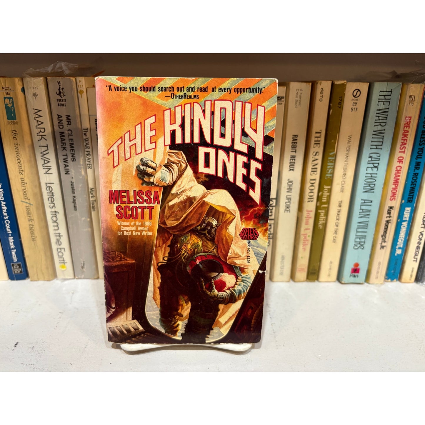 The Kindly Ones - Melissa Scott - Baen Books - Paperback