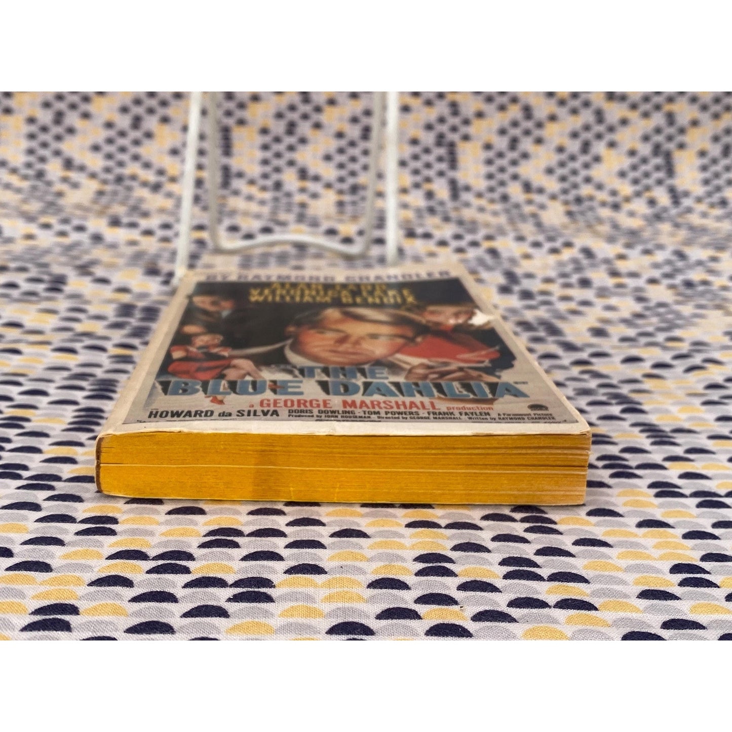 The Blue Dahlia - A Screenplay - Raymond Chandler - Popular Library Edition