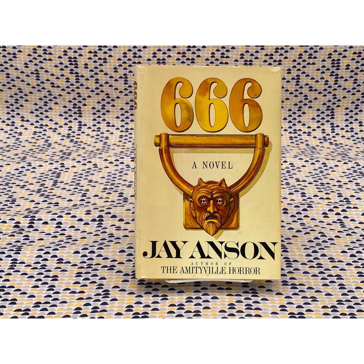 666 - Jay Anson - Vintage Paperback Book - Simon & Schuster Edition