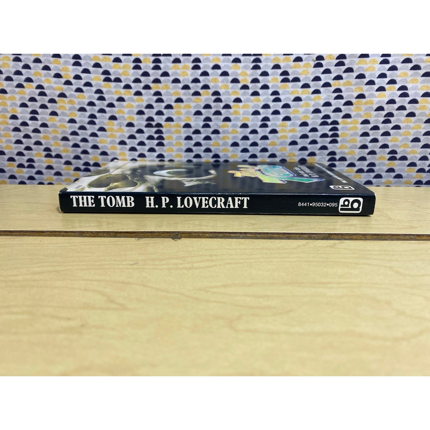 H.P. Lovecraft - The Tomb and Other Tales - Beagle Horror Edition
