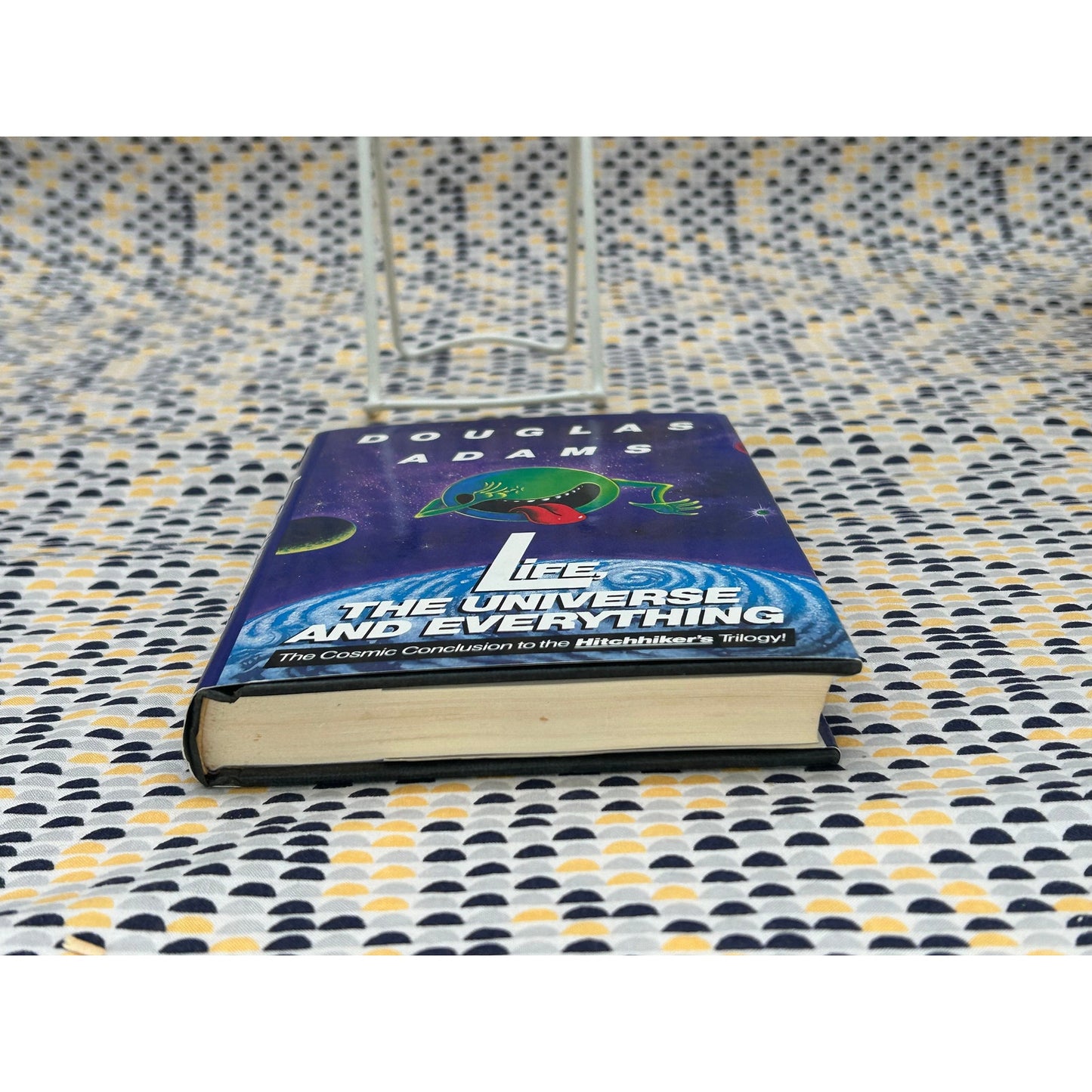 Life, the Universe and Everything - Douglas Adams - Harmony Books - First Editio