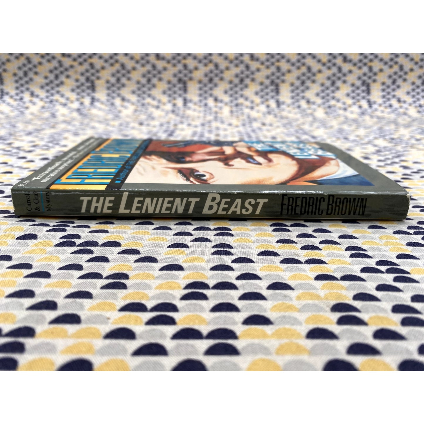 The Lenient Beast - Fredric Brown - Carroll & Graf - Paperback