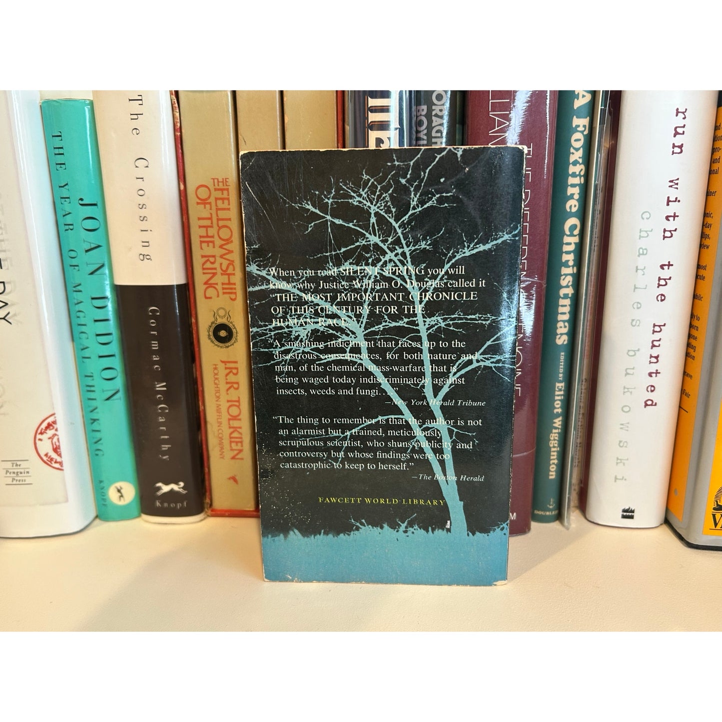Silent Spring - Rachel Carson - Vintage Paperback Book - Fawcett Crest Edition