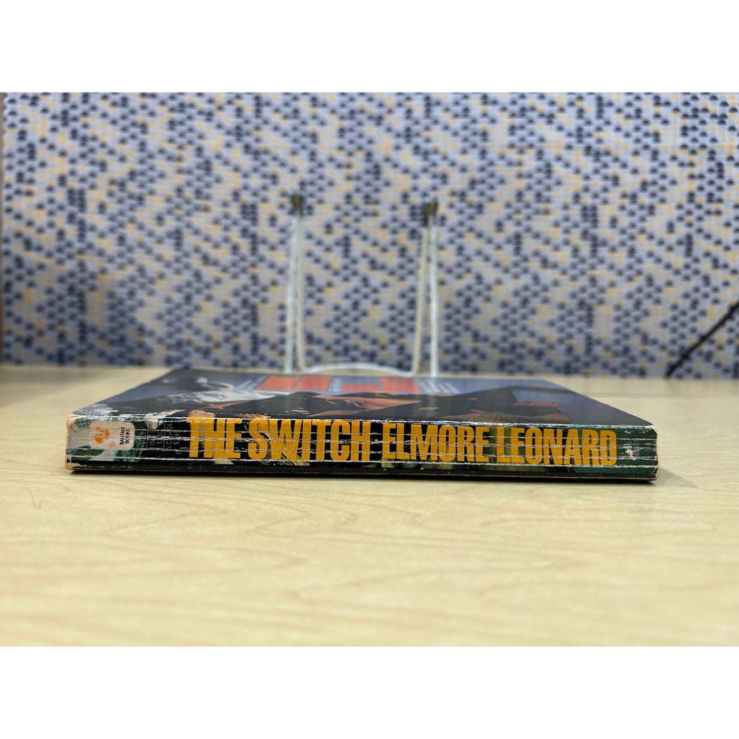 The Switch - Elmore Leonard - Vintage Paperback Book - Bantam Edition