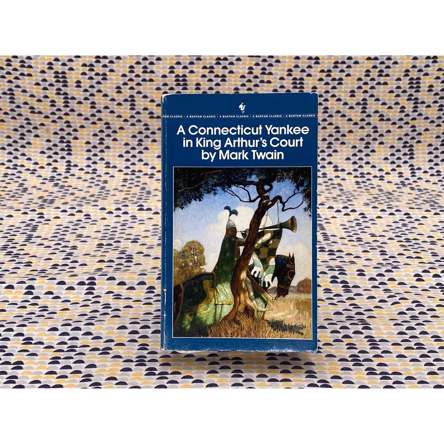 A Connecticut Yankee in King Arthur's Court - Mark Twain -Bantam Classic Edition
