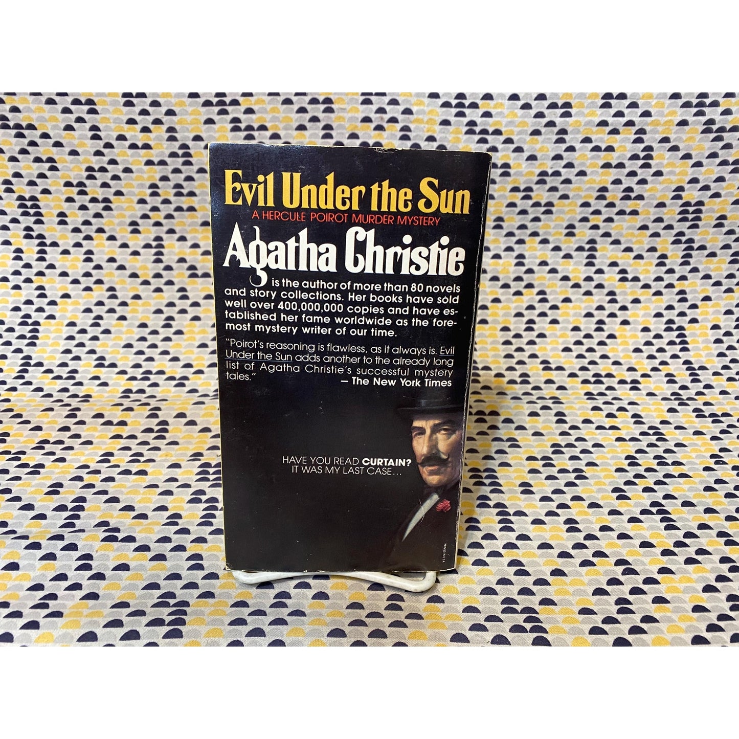 Evil Under the Sun - Agatha Christie - Hecule Poirot Mystery - Vintage Paperback Book