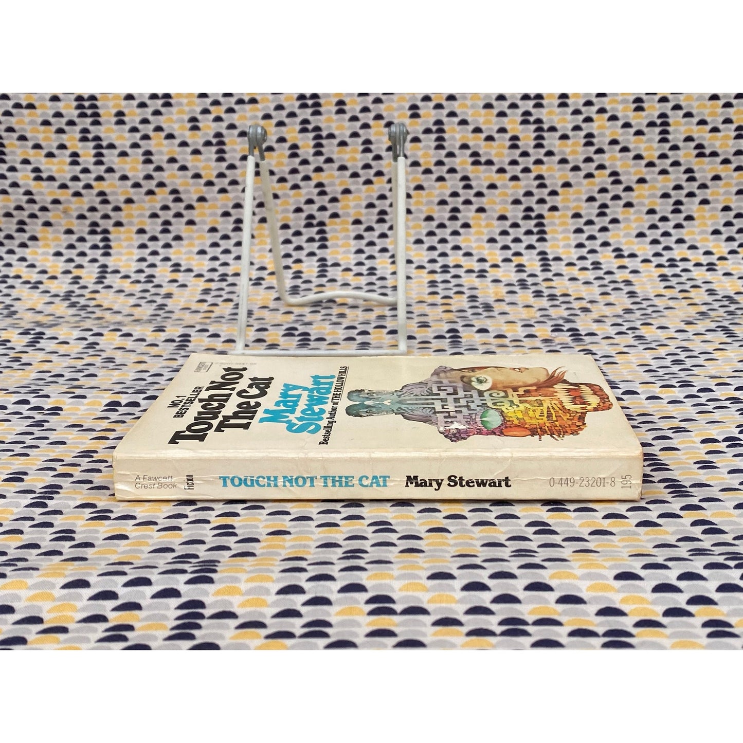 Touch Not The Cat - Mary Stewart - Paperback - Fawcett Publications Edition