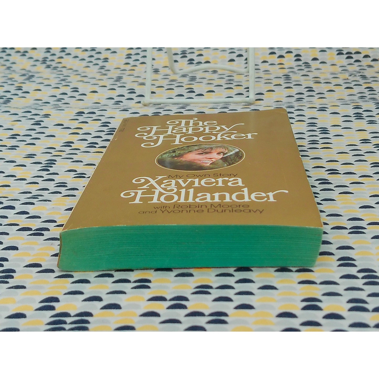 The Happy Hooker - Xaviera Hollander - Vintage Paperback Book - Dell Edition