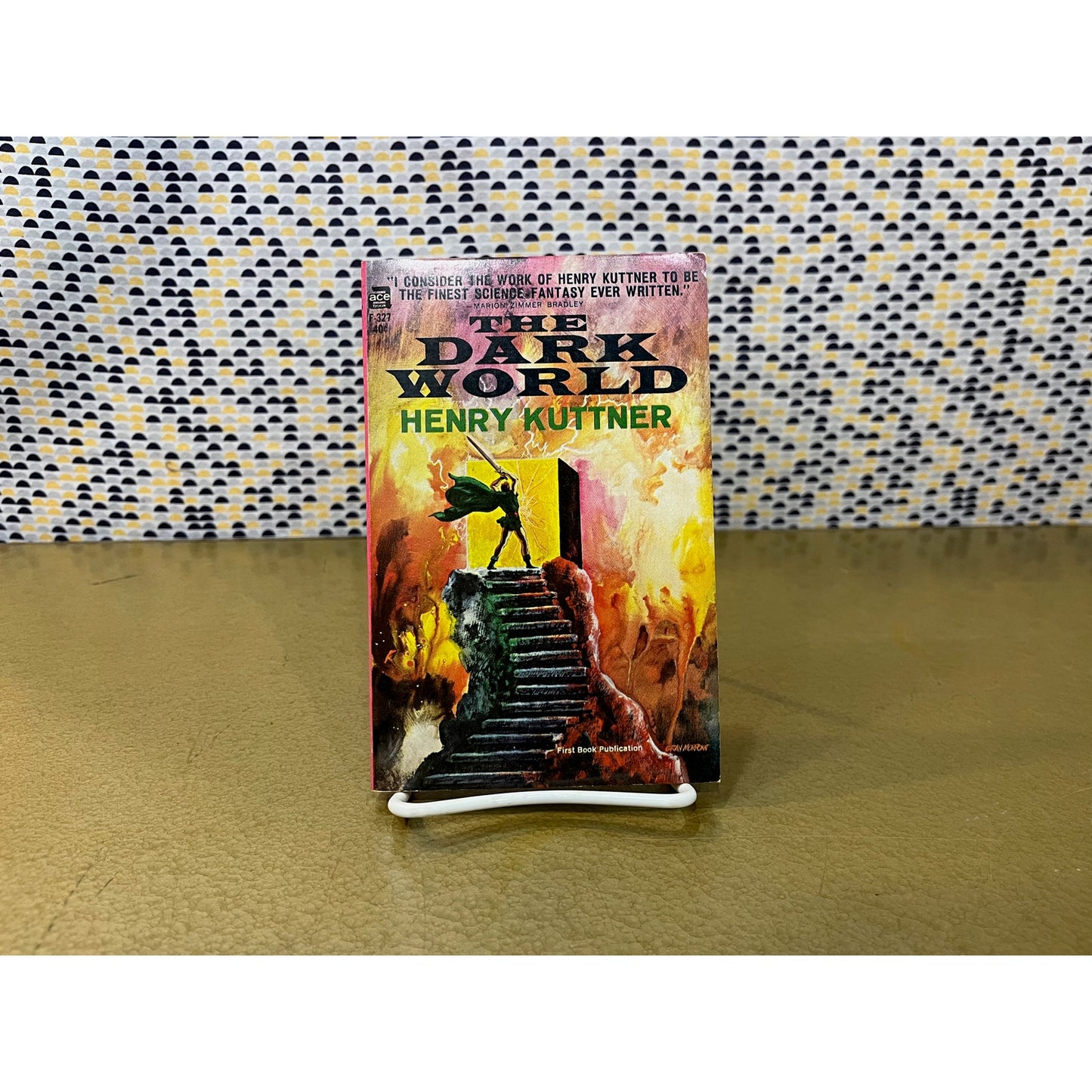 The Dark World - Henry Kuttner - Ace Books- Paperback