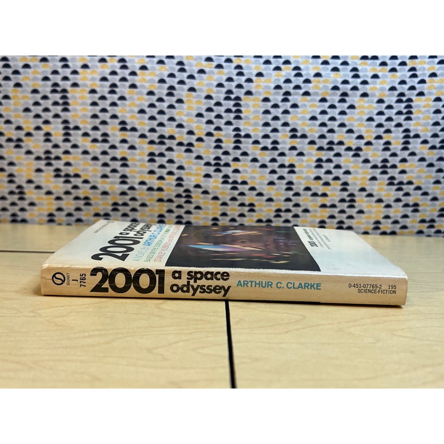 2001 a Space Odyssey - Arthur C. Clarke - Vintage Paperback - Signet Books Edition
