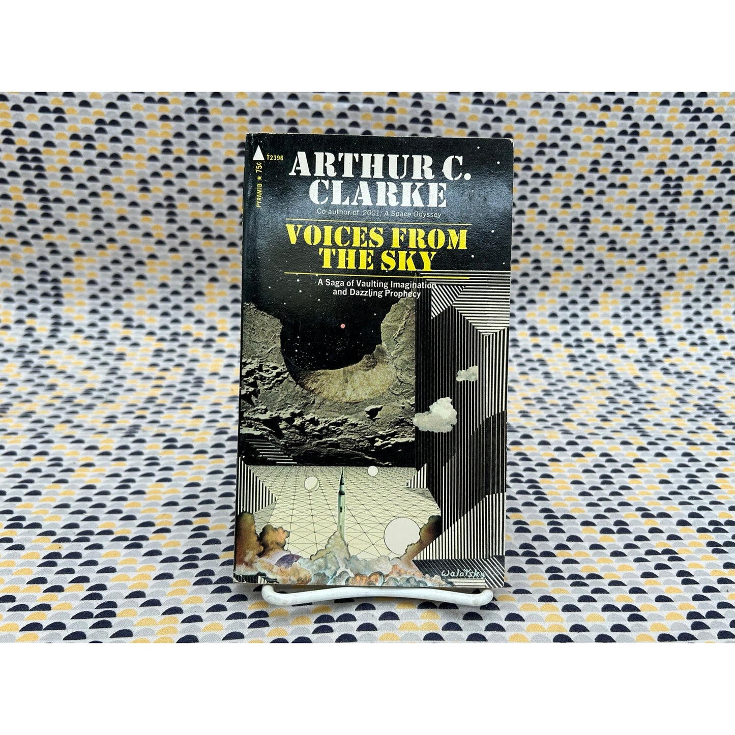 Voices From The Sky - Arthur C. Clarke - Paperback - Pyramid Books Edition