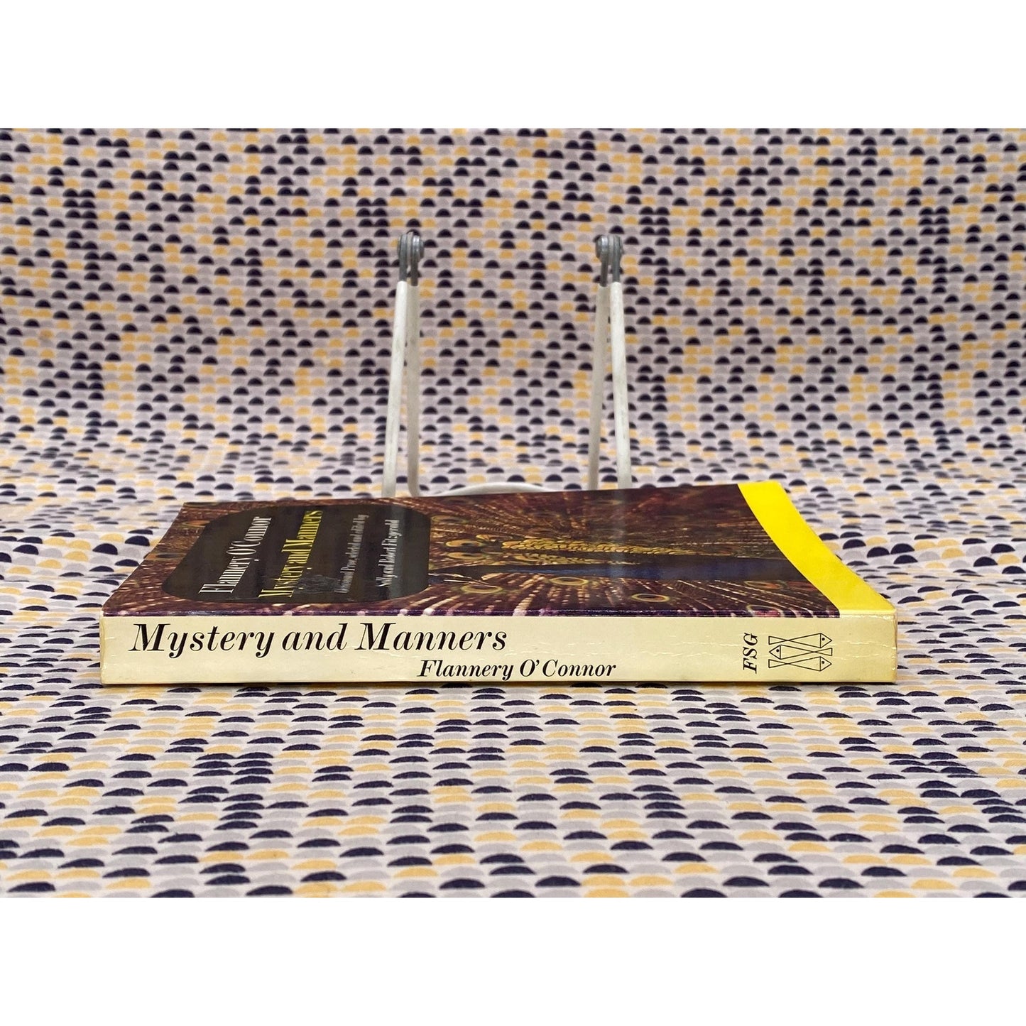 Mystery And Manners - Flannery O'Connor - Farrar, Straus and Giroux Edition