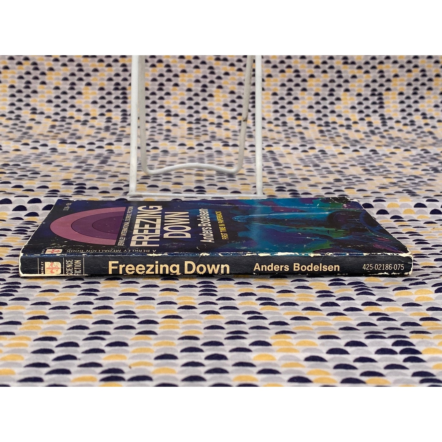 Freezing Down - Anders Bodelson - Vintage Paperback Book - Berkley Edition