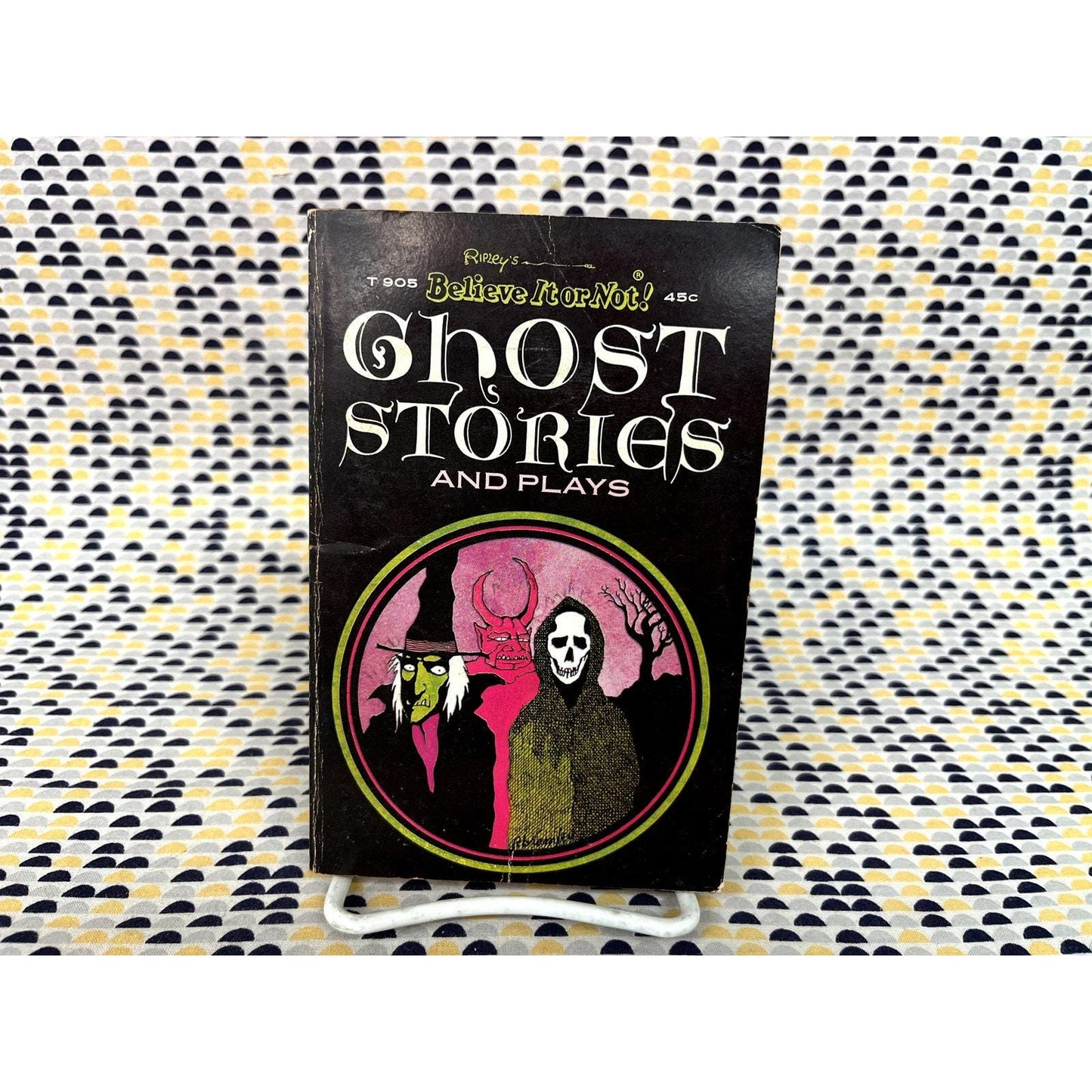 Ghost Stories - Ripley's Believe It Or Not - Paperback
