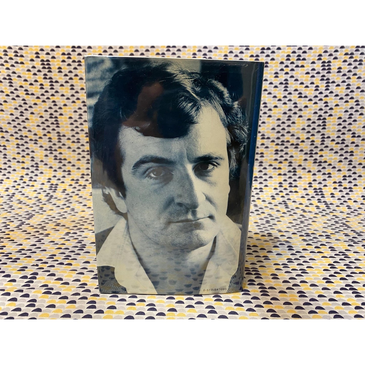 The Hitchhiker's Guide to the Galaxy - Douglas Adams - 1st Am Edition, 1st Print
