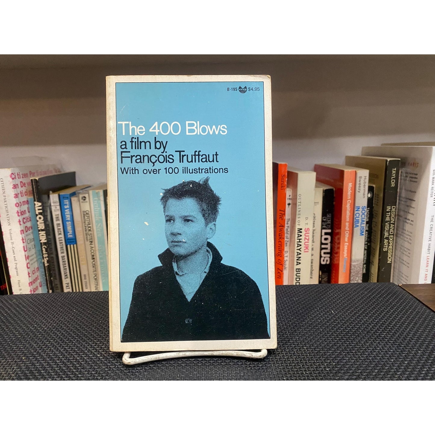 The 400 Blows - Screenplay and 100 plus Illustrations - Francois Truffaut - Vintage Paperback Book - Black Cat Press