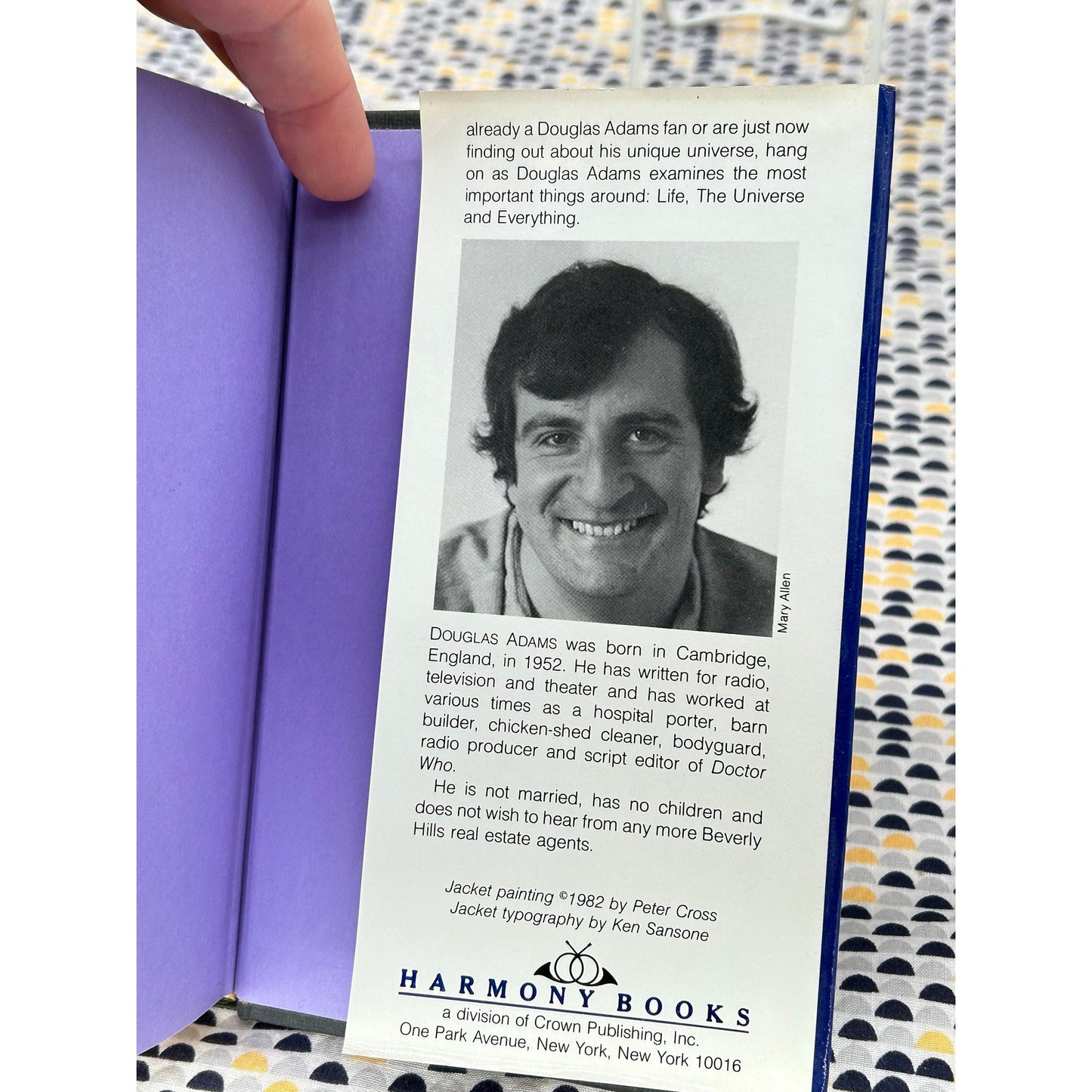Life, the Universe and Everything - Douglas Adams - Harmony Books - First Editio