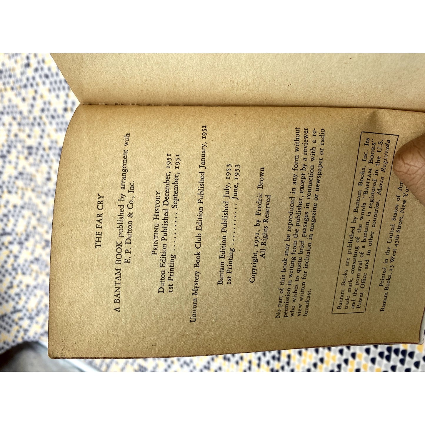 The Far Cry - Fredric Brown - Bantam - Paperback