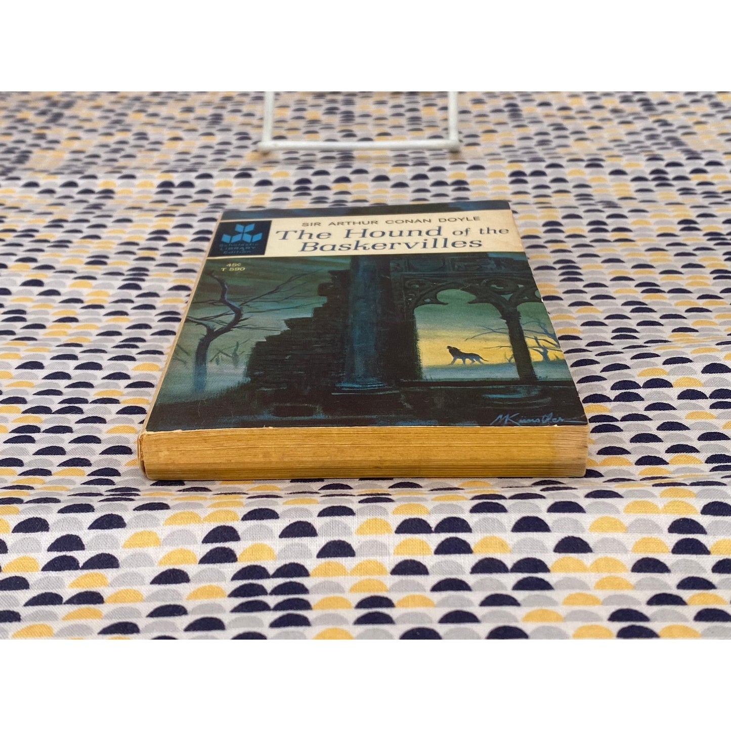 The Hound of the Baskervilles - Sir Arthur Conan Doyle - Scholastic Library Ed