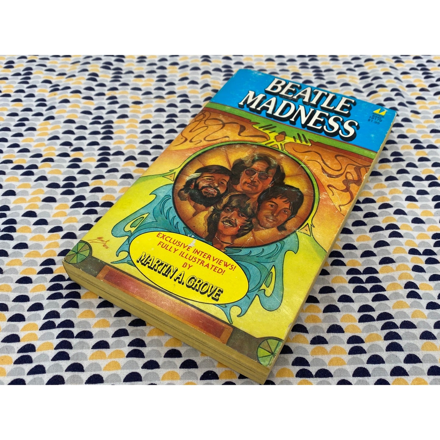 Beatle Madness - The Beatles - Martin Grove - Vintage Paperback- Manor Books