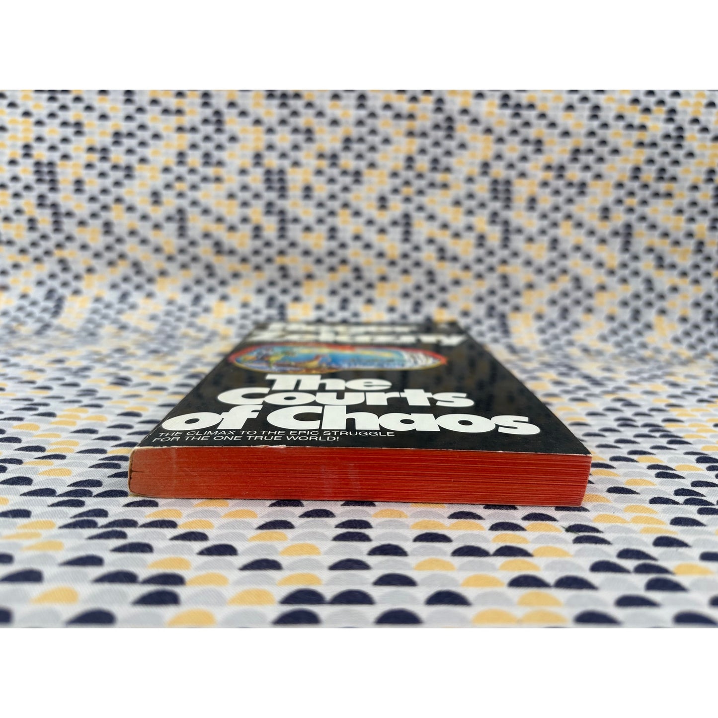 The Courts Of Chaos - Roger Zelazny - Avon - Paperback